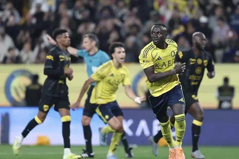 ترتيب الدوري السعودي بعد خسارة الأهلي والاتحاد